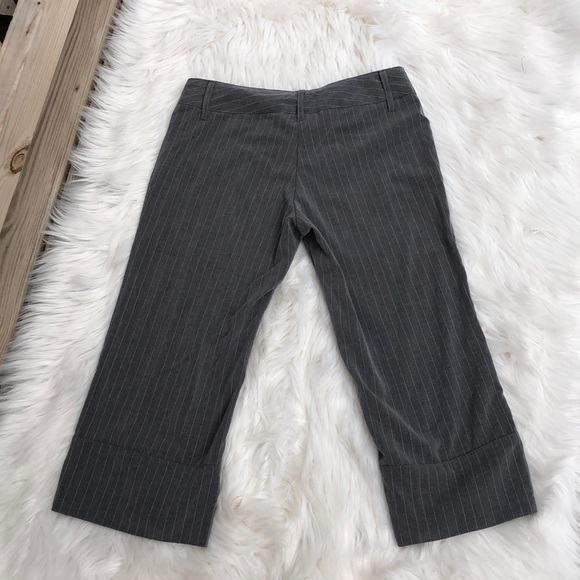 NWOT Fashion Exit gray pinstripe Capri - Picture 4 of 4